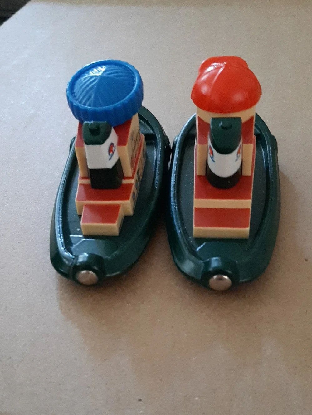 Brio Tugboats Theodore And Hank